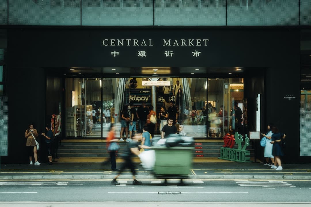 8月中国制造业PMI升至49.4%